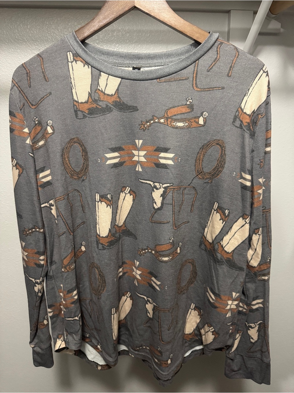 2 Fly western long sleeve top